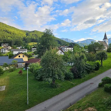 Grünalmkogelblick * Neukirchen (Altmunster)